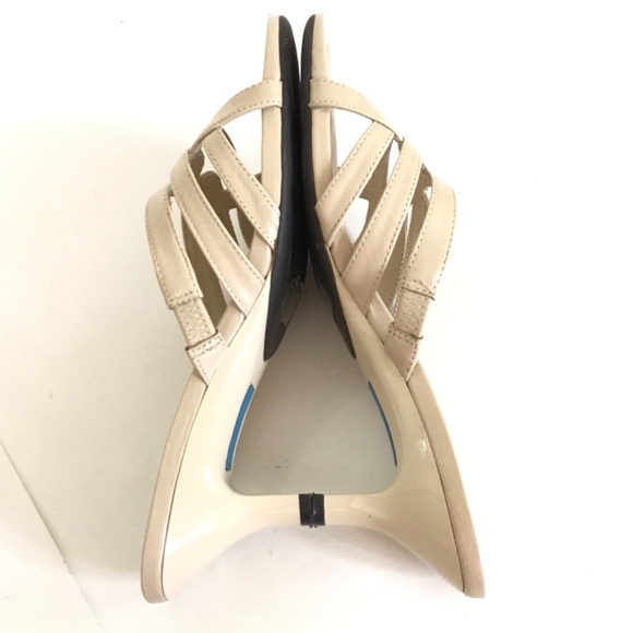 EASY SPIRIT Strappy Kitten Heel Comfort Sandals Slip On Cream Women’s Size 6.5 - Picture 9 of 14